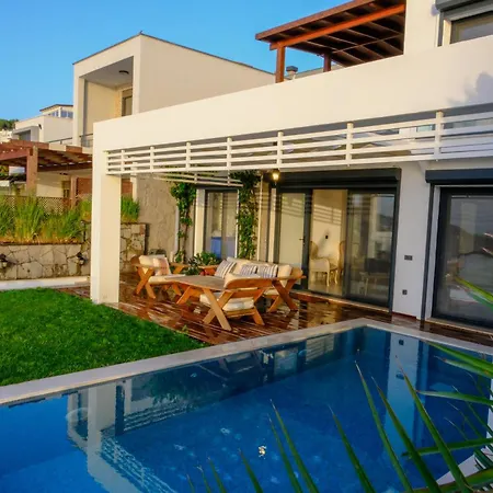 Villa Aleph-kiralik Muestakil Havuzlu Luex Bodrum