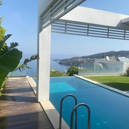 Aleph-kiralik Muestakil Havuzlu Luex Villa *