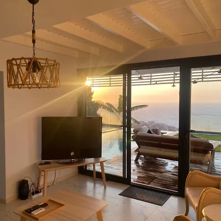 Aleph-kiralik Muestakil Havuzlu Luex 빌라 *