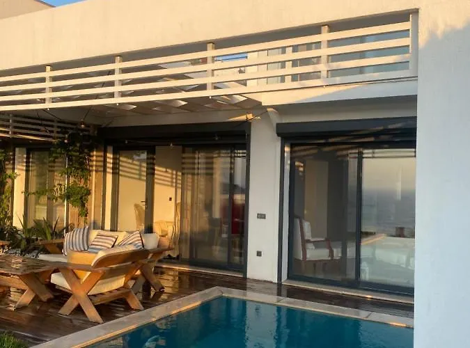 Villa Aleph-kiralik Muestakil Havuzlu Luex Bodrum