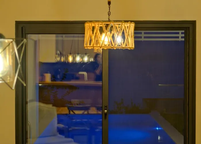 Aleph-kiralik Muestakil Havuzlu Luex