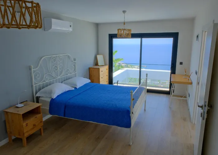 Aleph-kiralik Muestakil Havuzlu Luex *