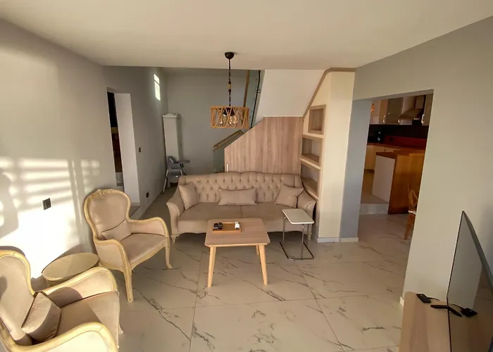 Villa Aleph-kiralik Muestakil Havuzlu Luex