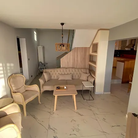 Vila Aleph-kiralik Muestakil Havuzlu Luex