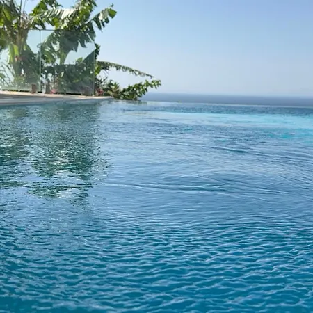 Aleph-kiralik Muestakil Havuzlu Luex *