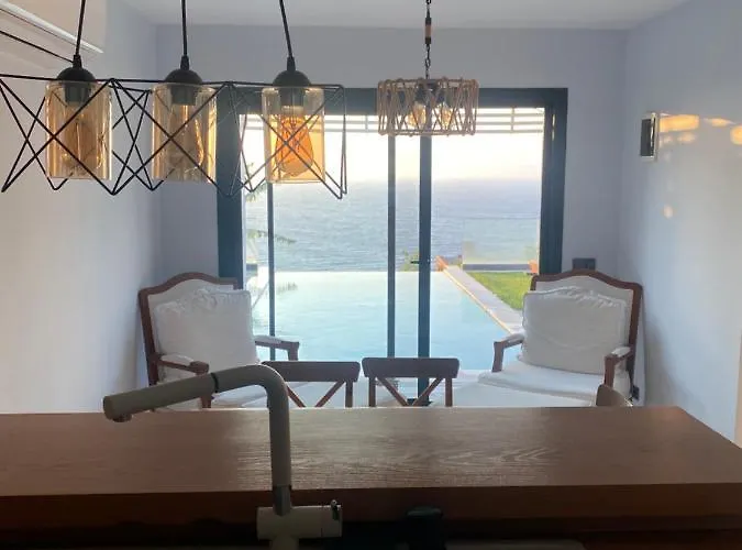 Aleph-kiralik Muestakil Havuzlu Luex Vilă *