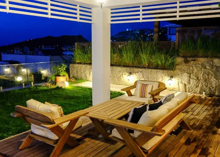 Aleph-kiralik Muestakil Havuzlu Luex